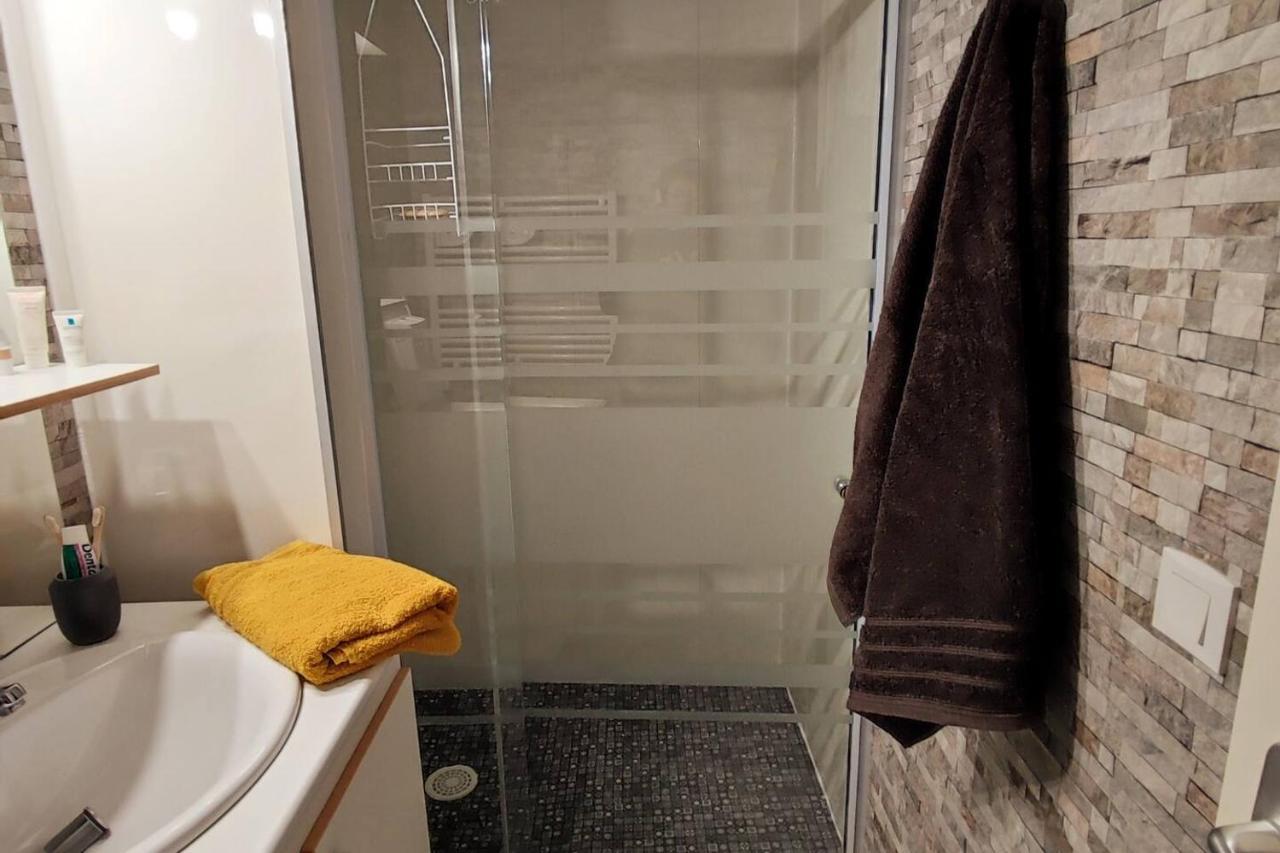 Grand Appartement En Rdc Vallee De Campan Kültér fotó