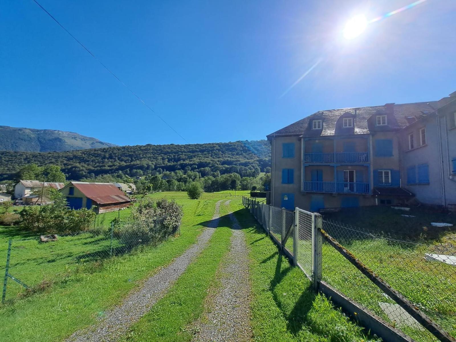 Grand Appartement En Rdc Vallee De Campan Kültér fotó